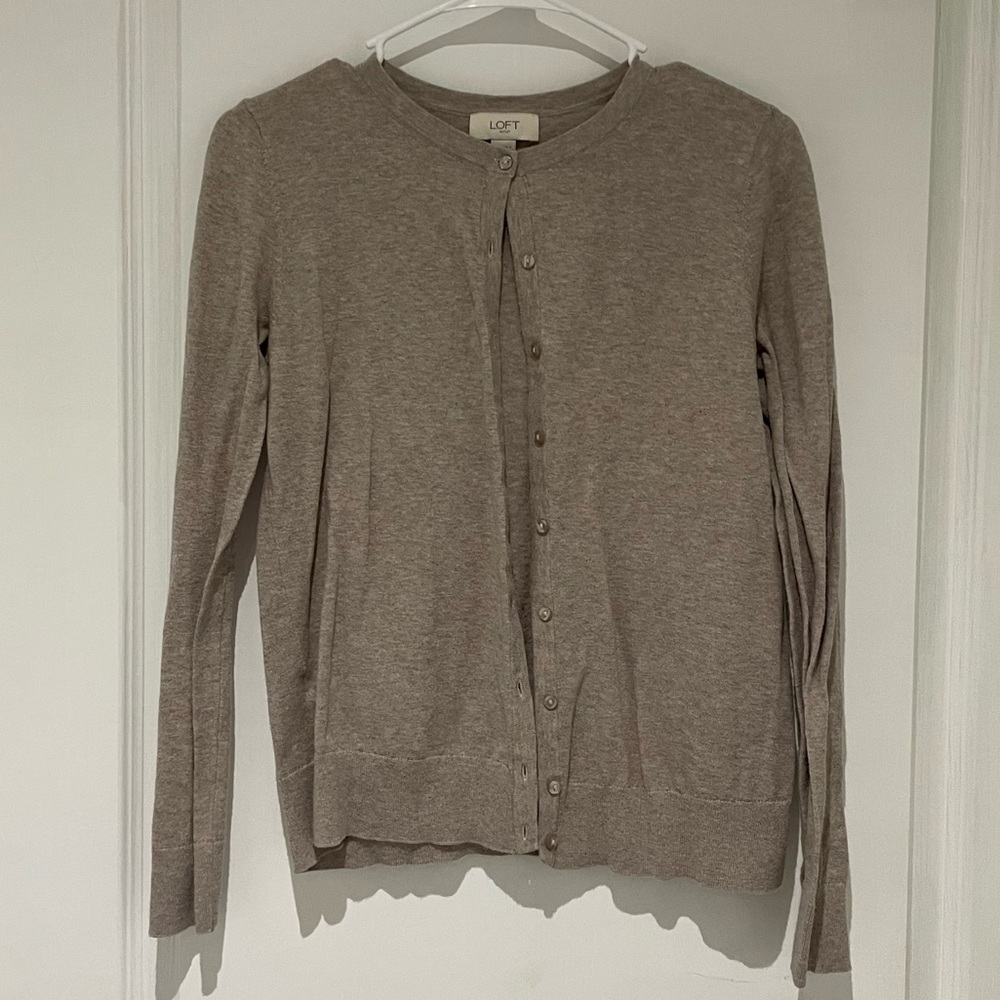 Loft cardigan Tan. Size medium